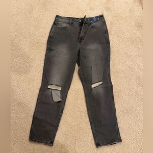Hollister Black Ripped Mom Jeans Ultra High Rise NWT Size 9/29 Distressed Denim